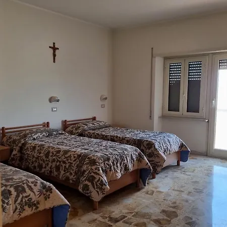 Palazzo Sant'antonio Отель Рим
